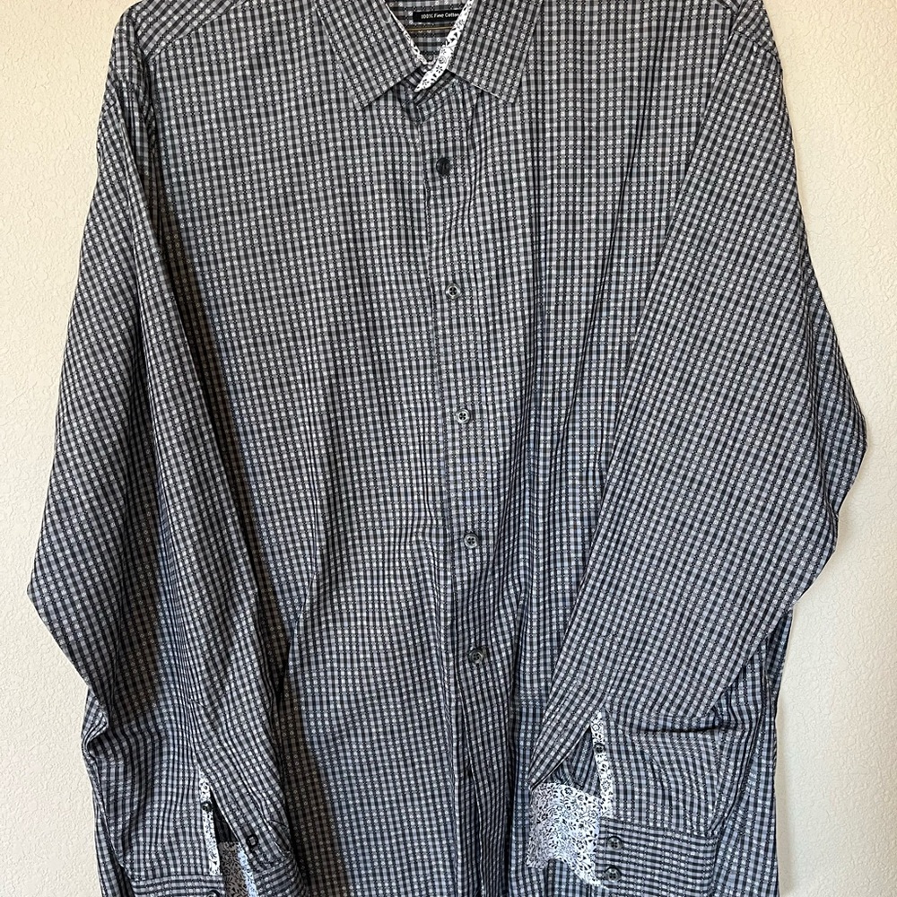 Men's Black and White Checkered Casual Button Down Shirt